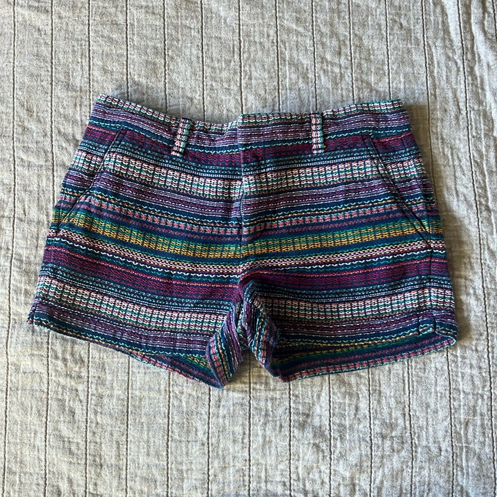 Gap city short, patterned bohemian style